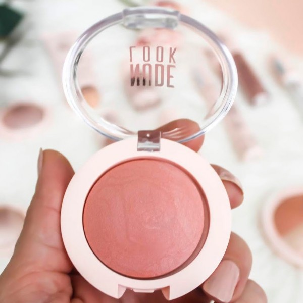 Fard de obraz pentru fata Golden Rose Nude Look Face Baked Blusher Fard de obraz pentru fata Golden Rose Nude Look Face Baked Blusher