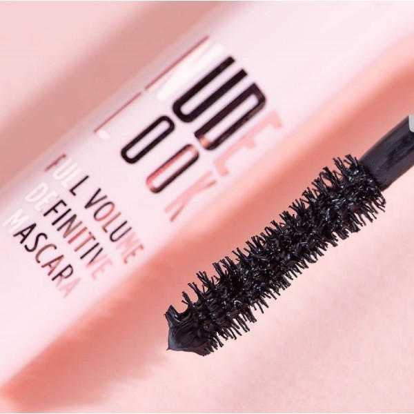 Тушь для ресниц Golden Rose Nude Look Full Volume Definitive Mascara Тушь для ресниц Golden Rose Nude Look Full Volume Definitive Mascara