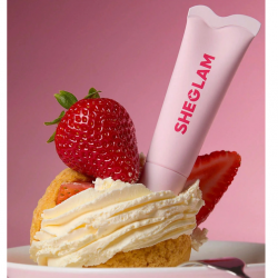 Balsam hidratant de buze Sheglam Crystal Glaze Moisturizing Lip Care Strawberry Milk 10 ml