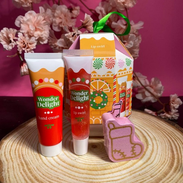 Подарочный набор МК Cosmetics Wonder Delight Beauty Set Подарочный набор МК Cosmetics Wonder Delight Beauty Set
