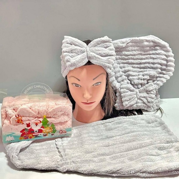 Set cadou 3 în 1 (bandă pentru cap, pălărie-prosop, prosop-turban) MK Cosmetics Set cadou 3 în 1 (bandă pentru cap, pălărie-prosop, prosop-turban) MK Cosmetics