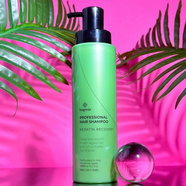Профессиональный безсульфатный шампунь для волос "Кератиновое восстановление с пантенолом" Bogenia 400 мл